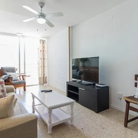 Apartmán Playa De Levante,parking, Aire Dos Y Dos Banos Vistas Playa Y Jardin Benidorm